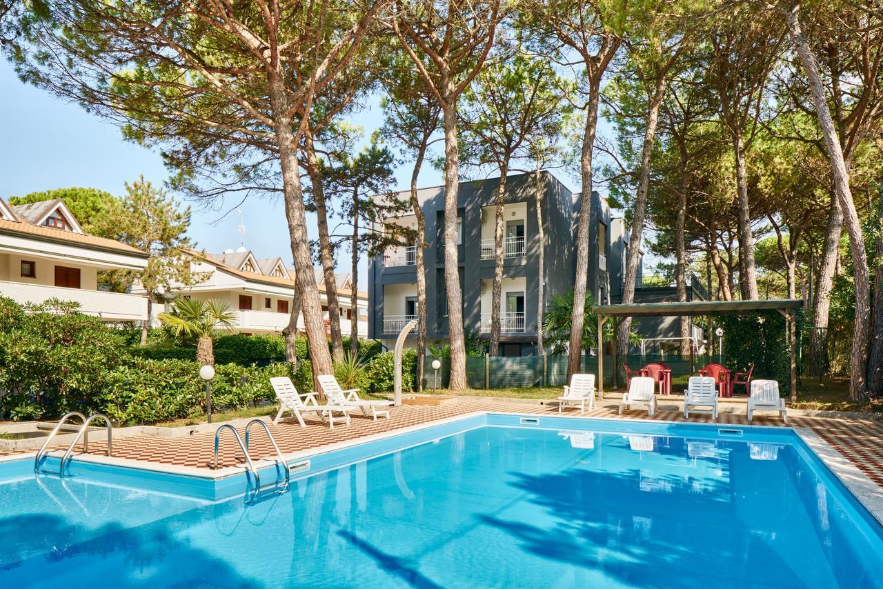 G/Hotel Lignano Ліньяно-Сабб'ядоро Екстер'єр фото