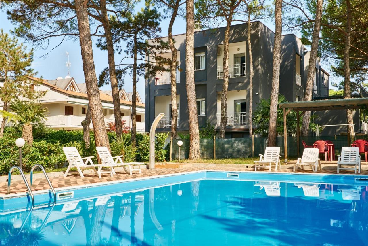 G/Hotel Lignano Ліньяно-Сабб'ядоро Екстер'єр фото